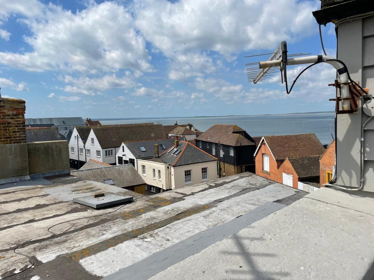 Castle House Villa Whitstable Exterior photo